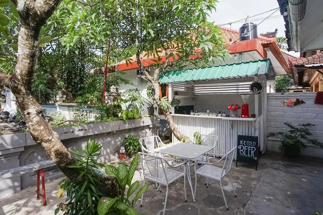 Indopurejoy House - Komala Indah Cottages Kuta Lombok Gasthof